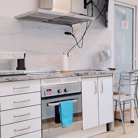 Centrico Apartamento Con Patio Мадрид Екстериор снимка